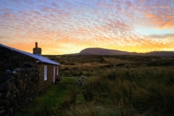 Strathcalliach bothy near Sandwood Bay on CWT (also known as Sandys bothy)